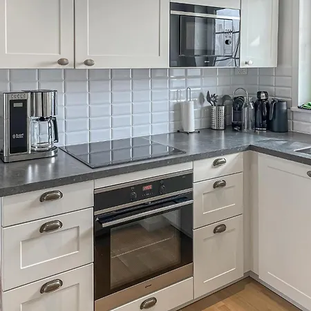 Apartamento 2 Bedroom Stunning In *