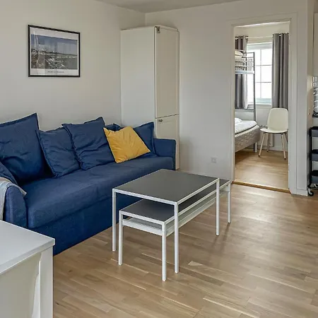 Apartamento 2 Bedroom Stunning In *